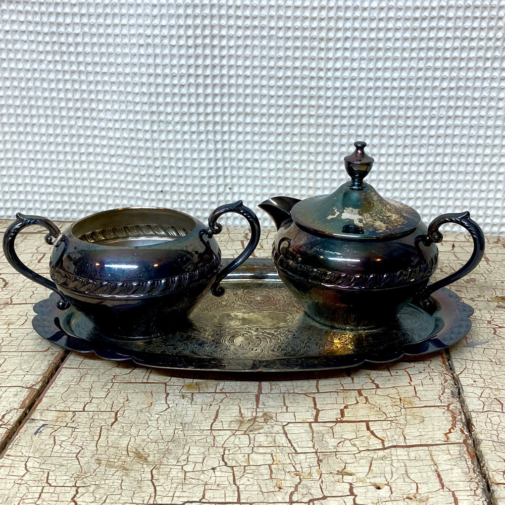 Sheridan silver plated tray, creamer and sugar tea set